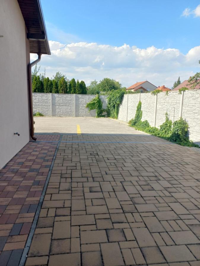 Boglarka Vendeghaz Apartment Mosonmagyarovar Luaran gambar