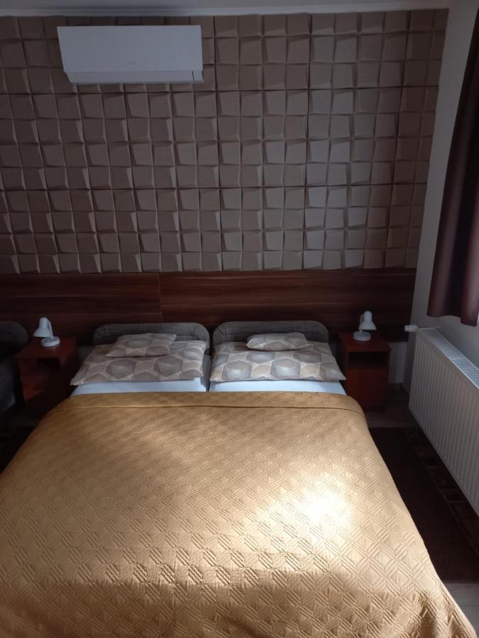 Boglarka Vendeghaz Apartment Mosonmagyarovar Luaran gambar