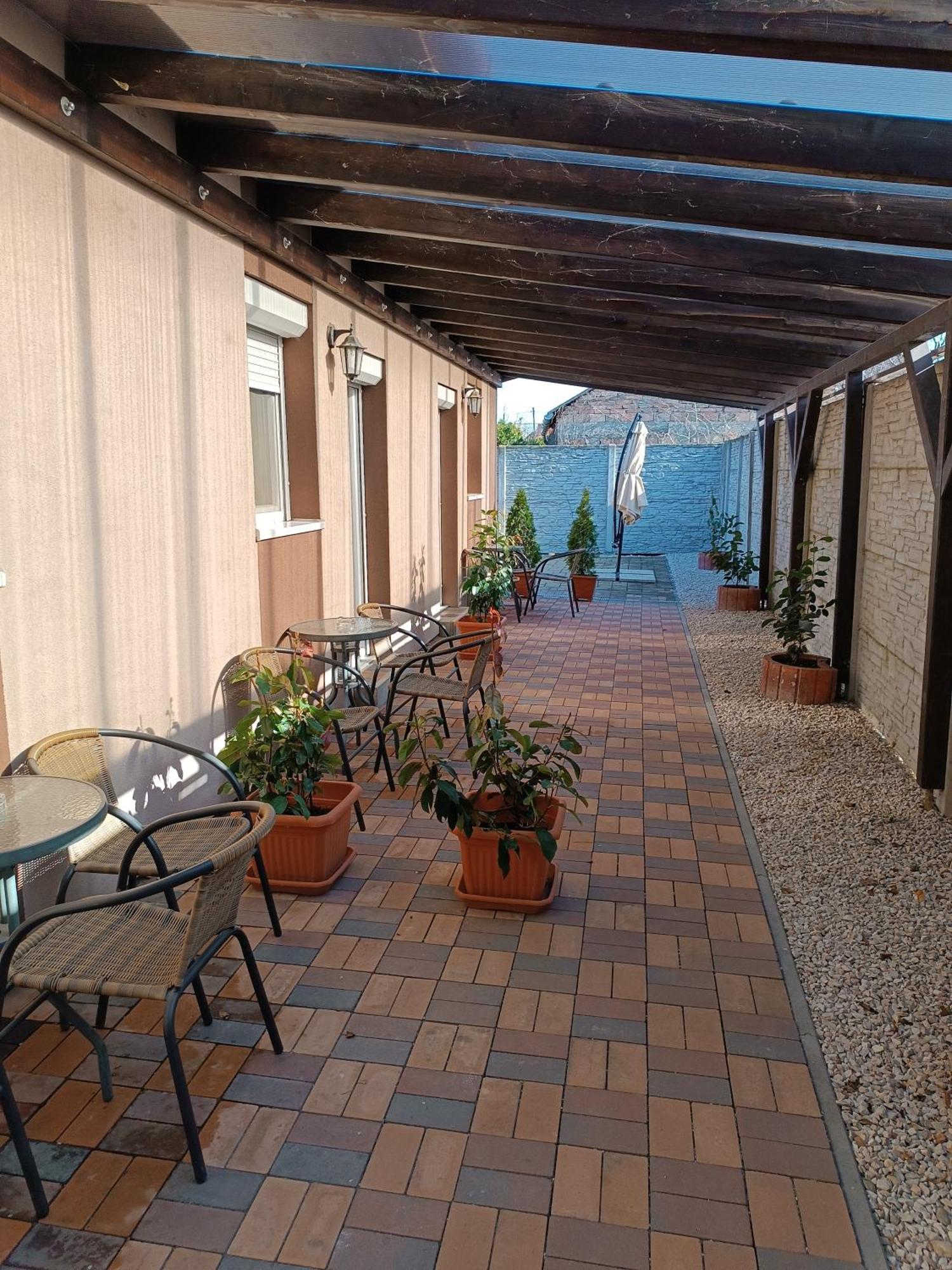 Boglarka Vendeghaz Apartment Mosonmagyarovar Luaran gambar