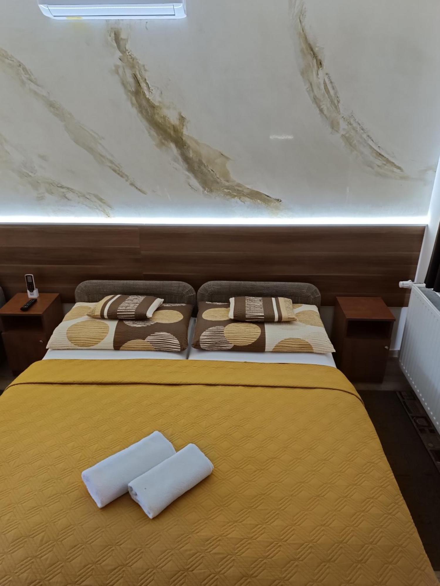 Boglarka Vendeghaz Apartment Mosonmagyarovar Luaran gambar