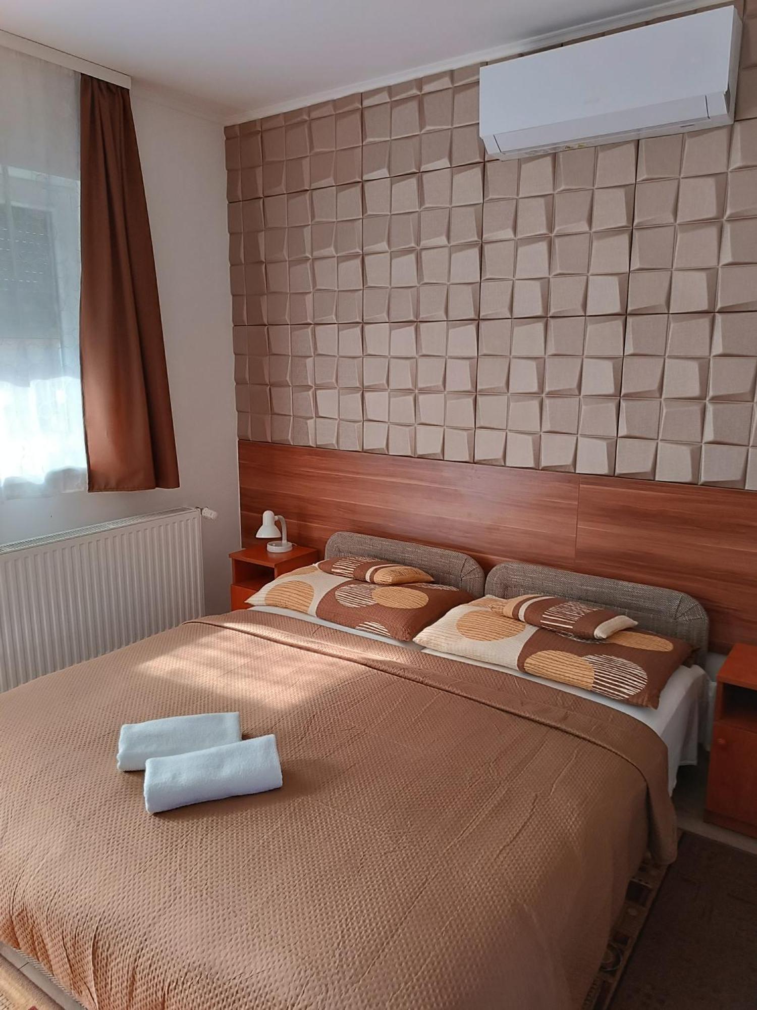 Boglarka Vendeghaz Apartment Mosonmagyarovar Luaran gambar