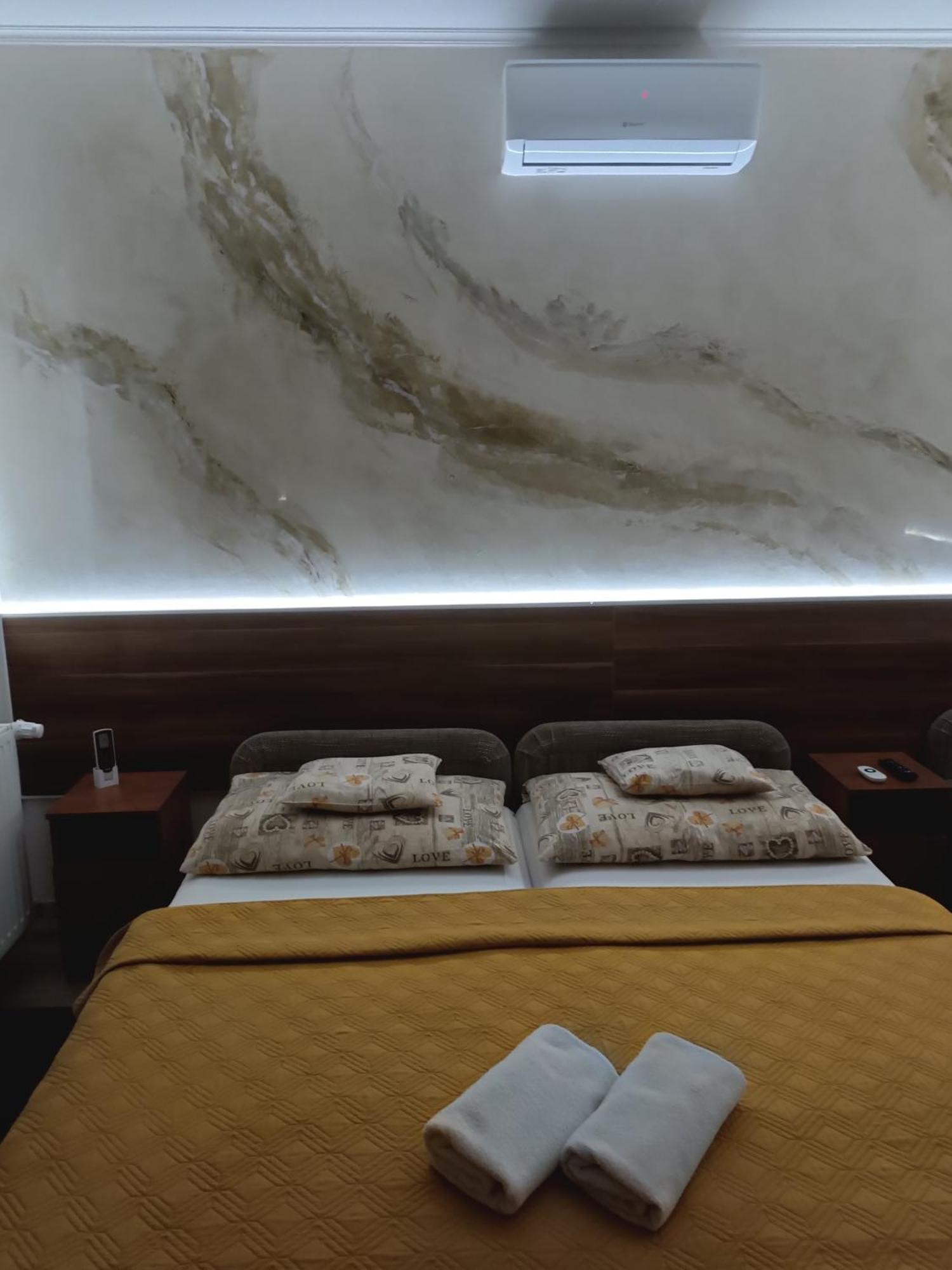 Boglarka Vendeghaz Apartment Mosonmagyarovar Luaran gambar