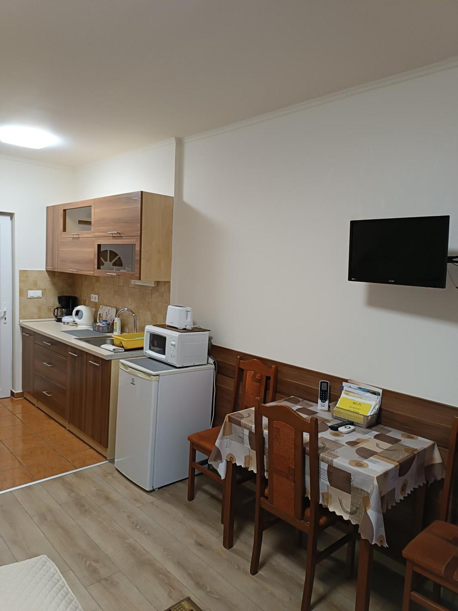 Boglarka Vendeghaz Apartment Mosonmagyarovar Luaran gambar